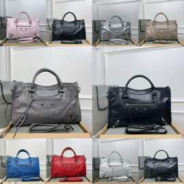 Picture of Balenciaga Handbags _SKUfw177295472fw